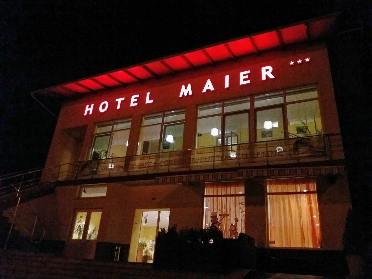 Hotel Maier Hunedoara Zewnętrze zdjęcie