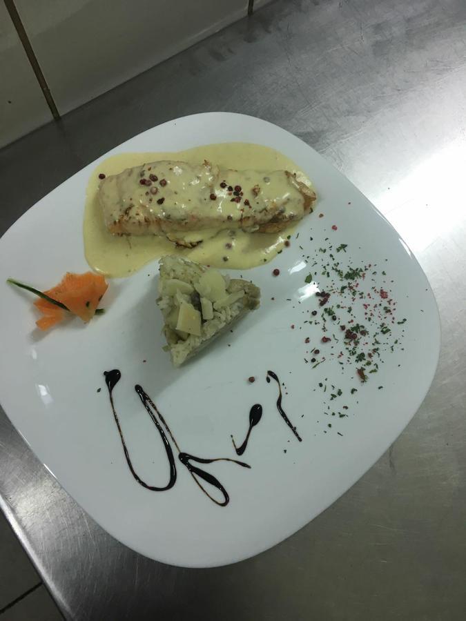Hotel Maier Hunedoara Zewnętrze zdjęcie