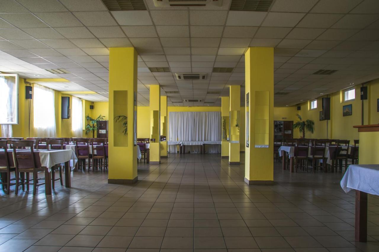 Hotel Maier Hunedoara Zewnętrze zdjęcie